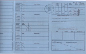 Libreta de Calificaciones que presenta una escena de repitencia escolar
